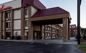 Red Roof Inn & Suites Pigeon Forge Parkway